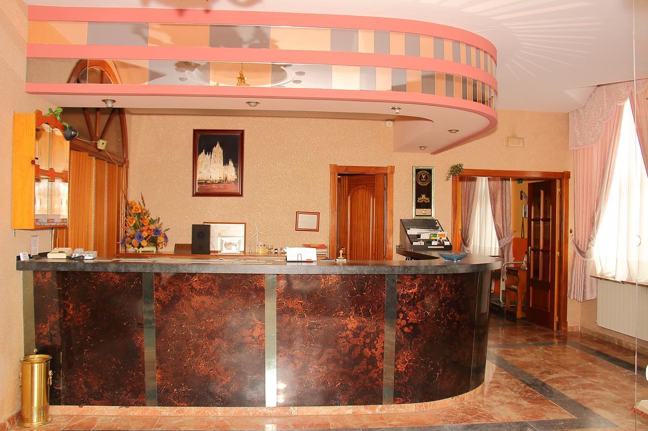 Hotel Avenida Iii