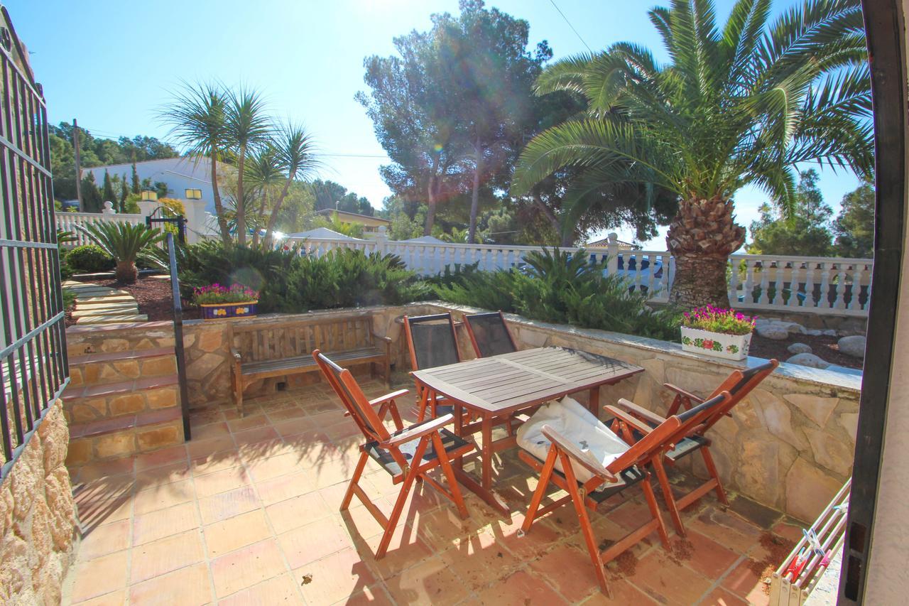 Susi - With Private Swimming Pool In Villa Moraira
