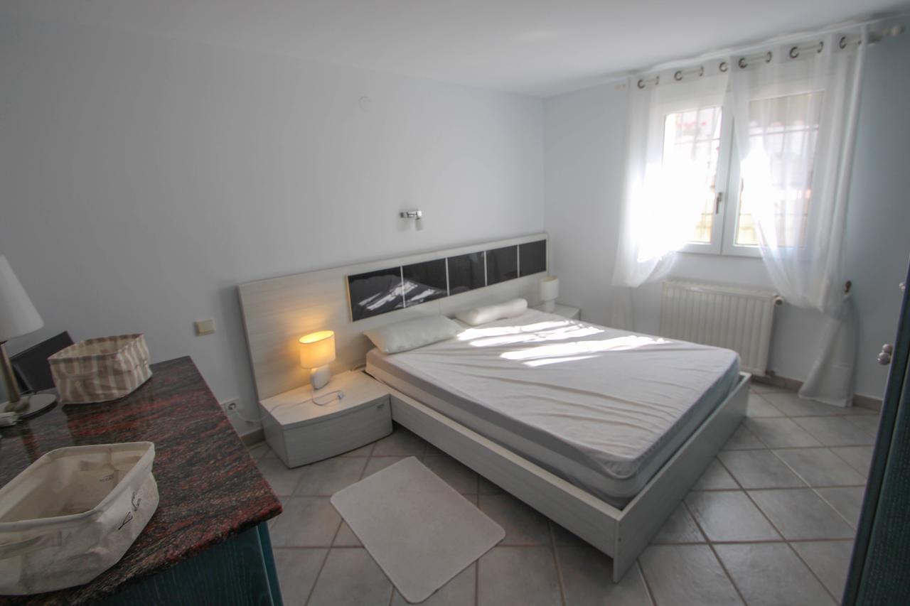 Susi - With Private Swimming Pool In * Moraira