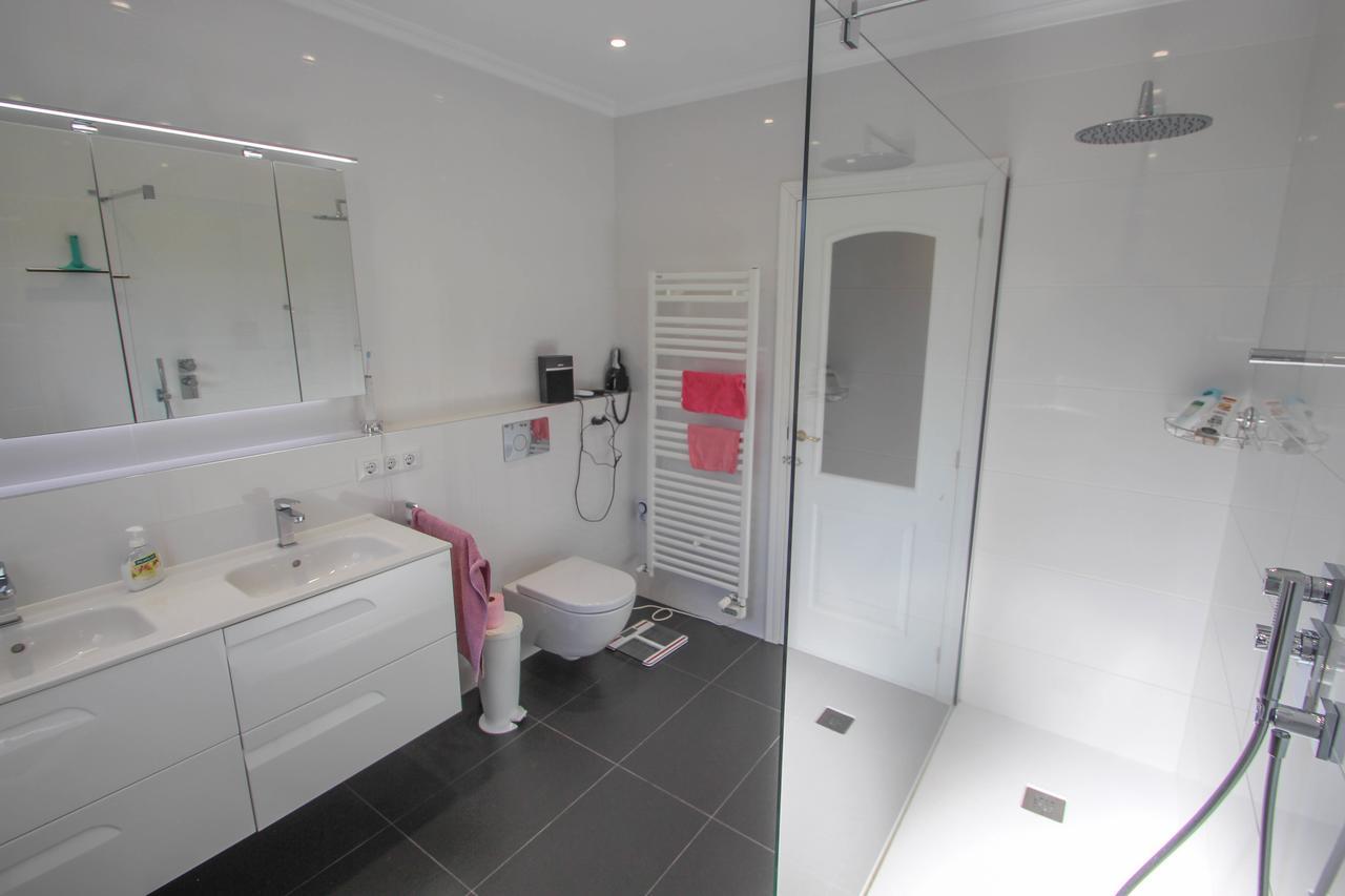 Susi - With Private Swimming Pool In