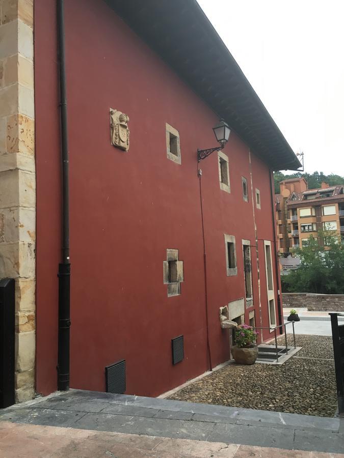 Hotel La De Barro Infiesto