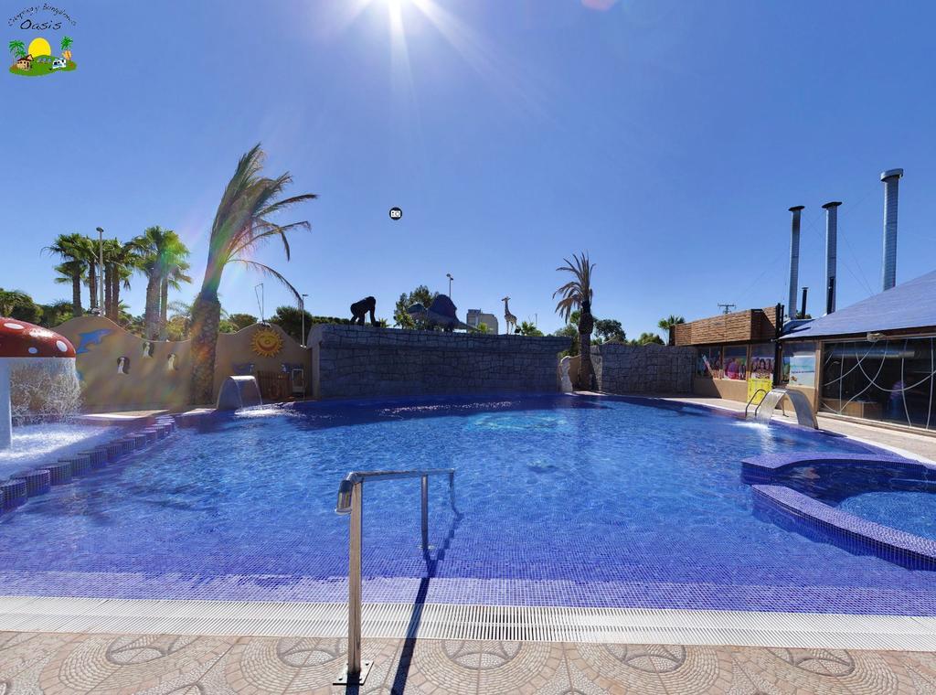 & Oasis Camping 4*