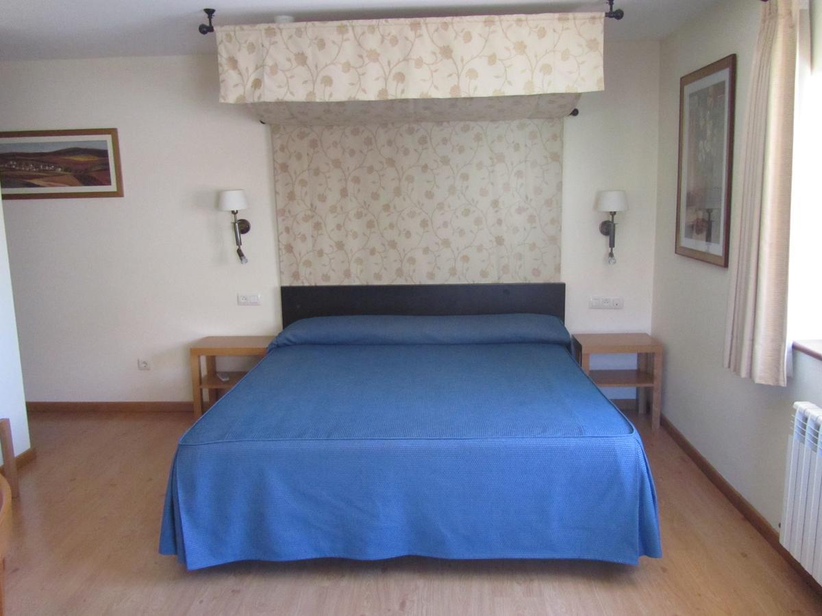 Galayos Hotel 2*