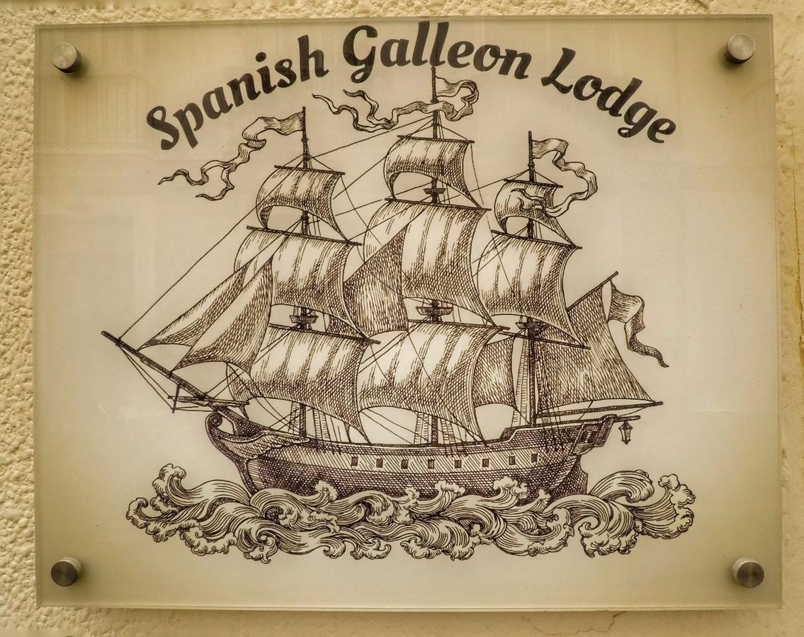 Spanish Galleon Cádiz