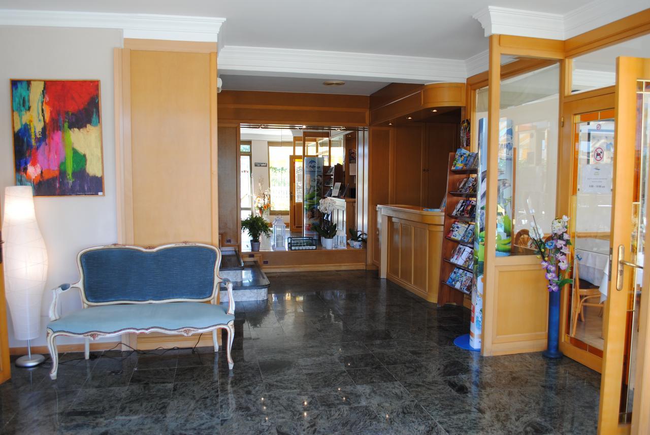 Hotel Bonsol 2*
