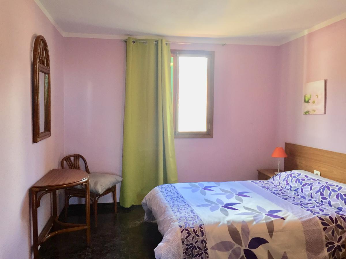 Las Laderitas El Paso
