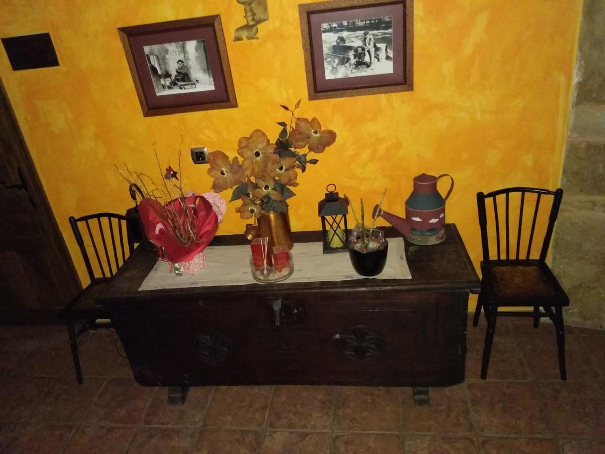 La De Barro Hotel 2*