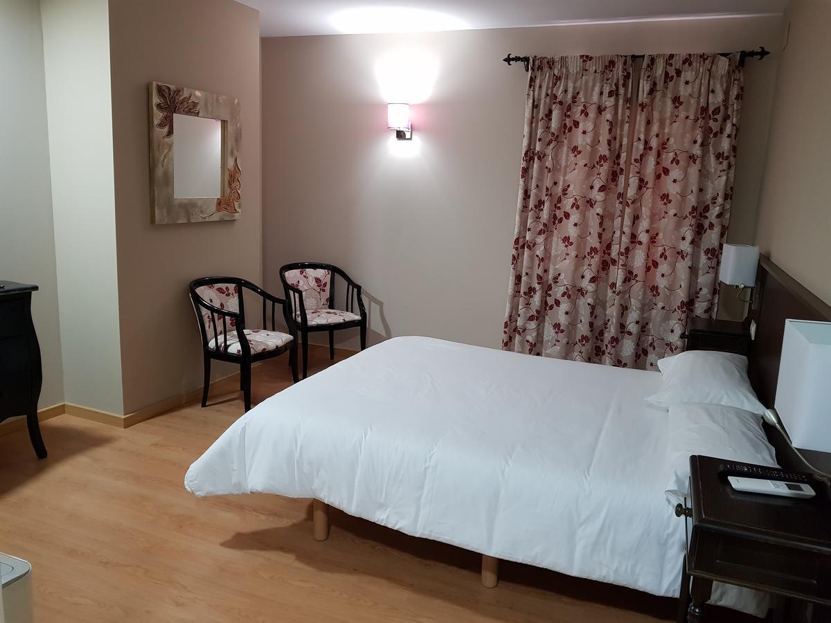 Rey Sancho Iv Hotel