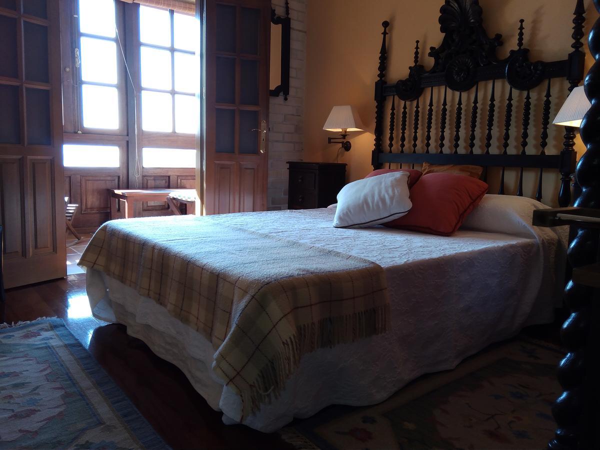 Casa De Labranza A Rega Pensión 3*