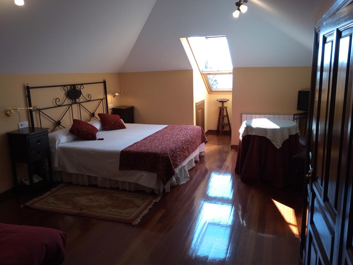 Casa De Labranza A Rega Pensión 3*