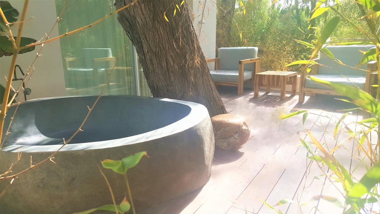 Botaniq Boutique Hotel *