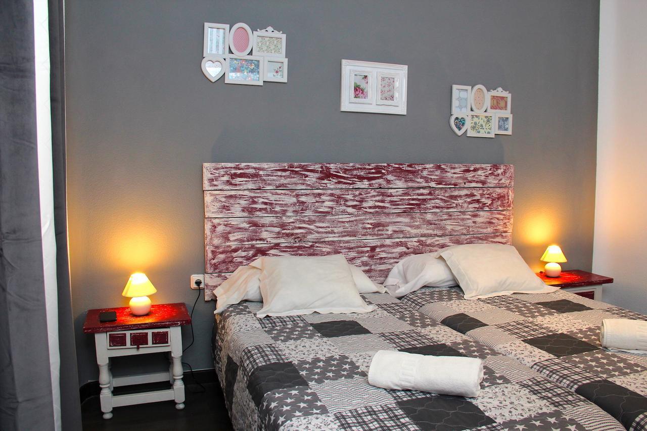 Oasis Backpackers' Hostel *