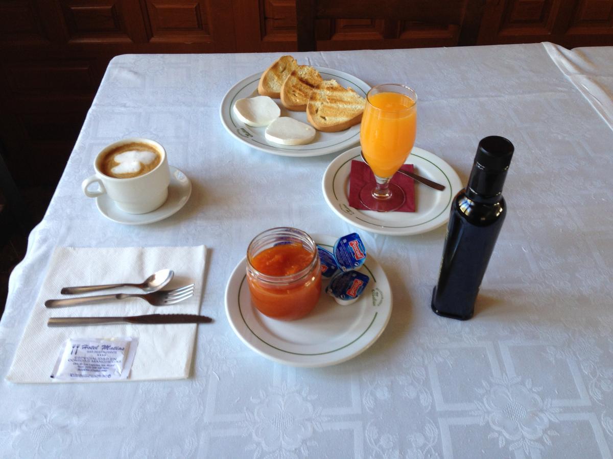 Hotel Matias *