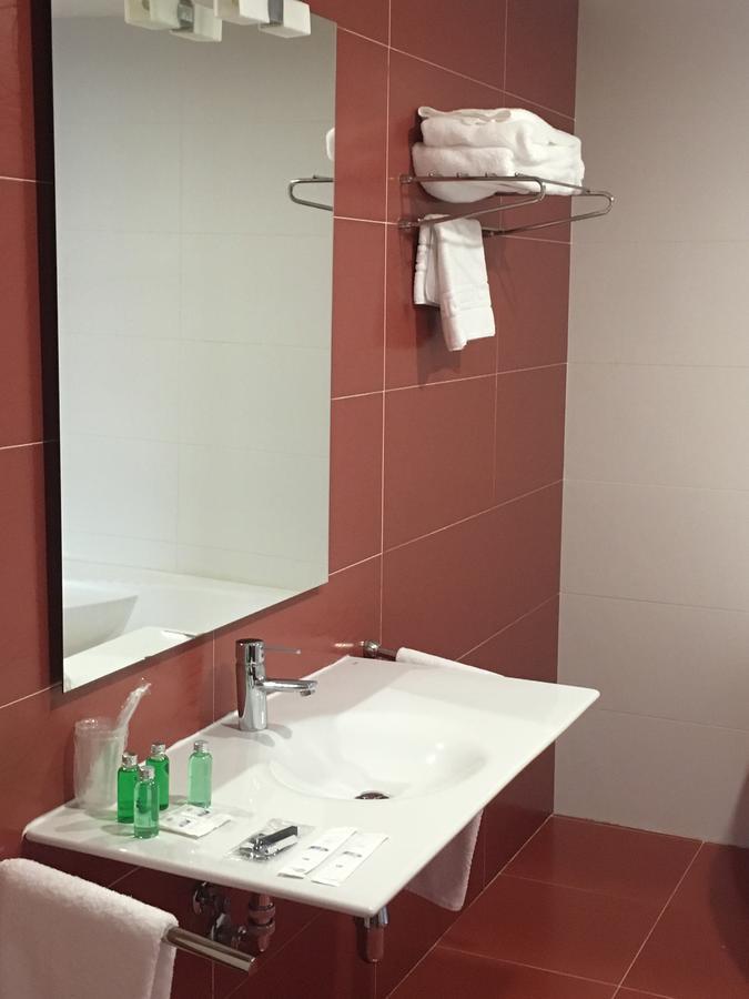 Ril Hotel
