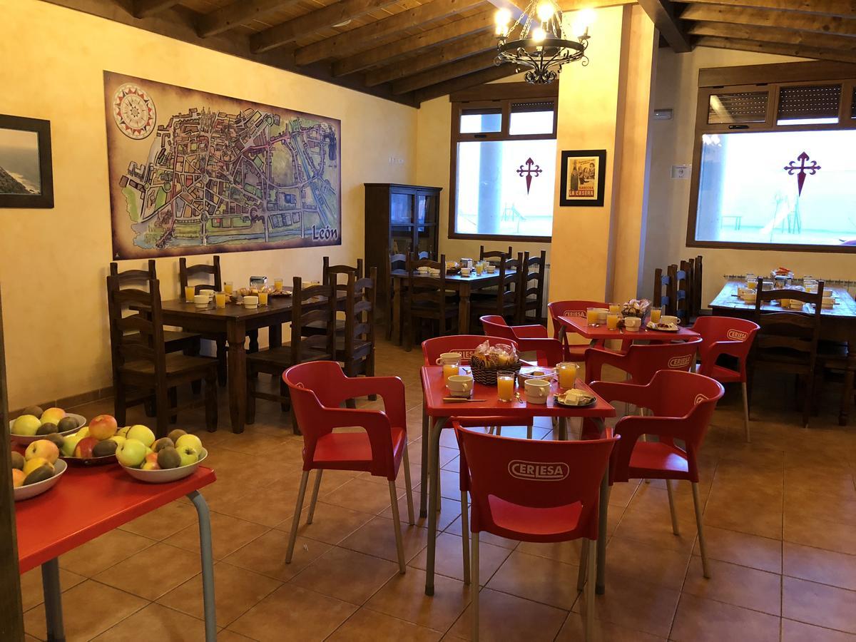 Santo Tomas De Canterbury Hostel *
