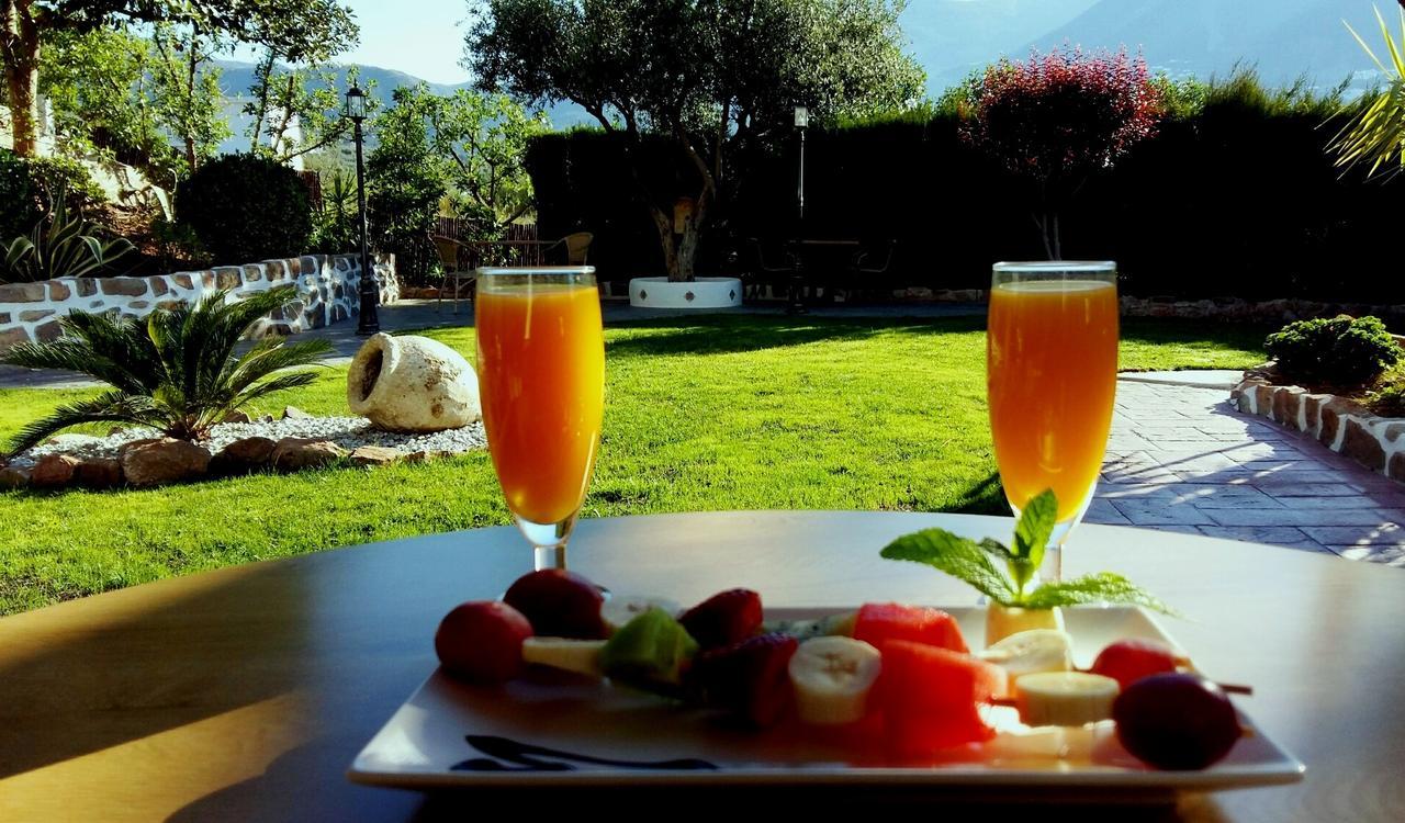 Hotel Cortijo De Salia 2*