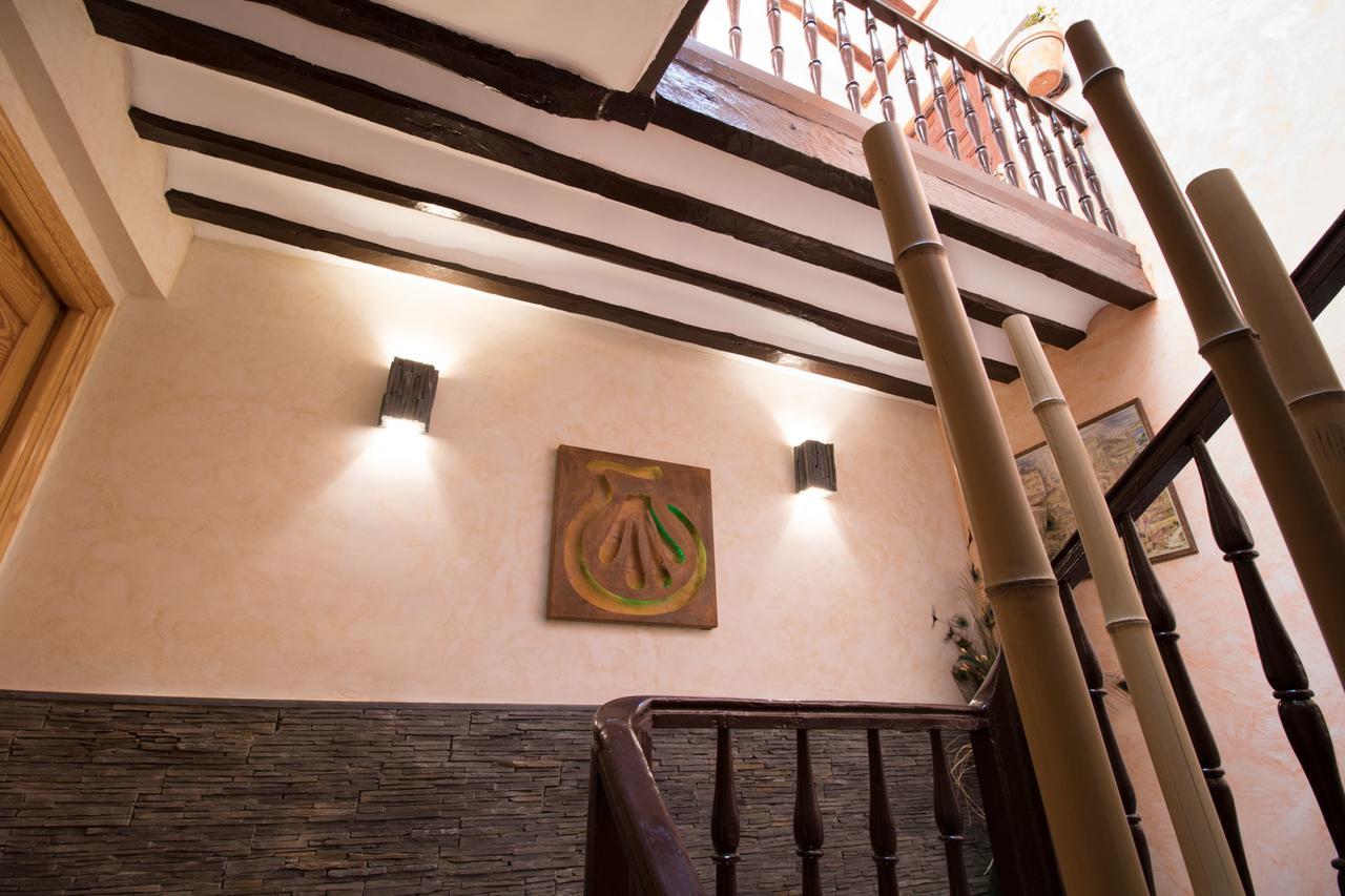 Hostel Cuatro Cantones *