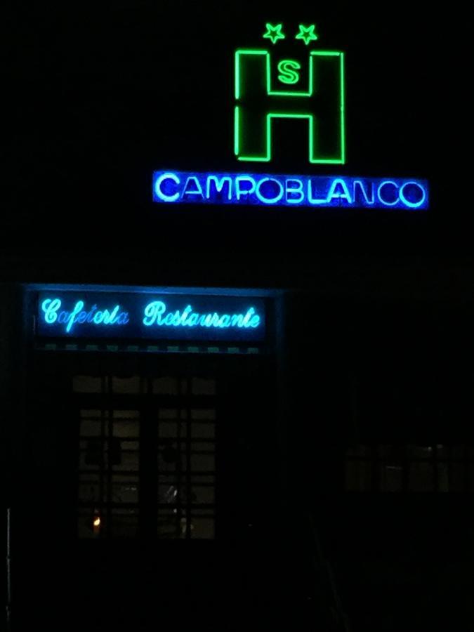 Hotel Campoblanco *