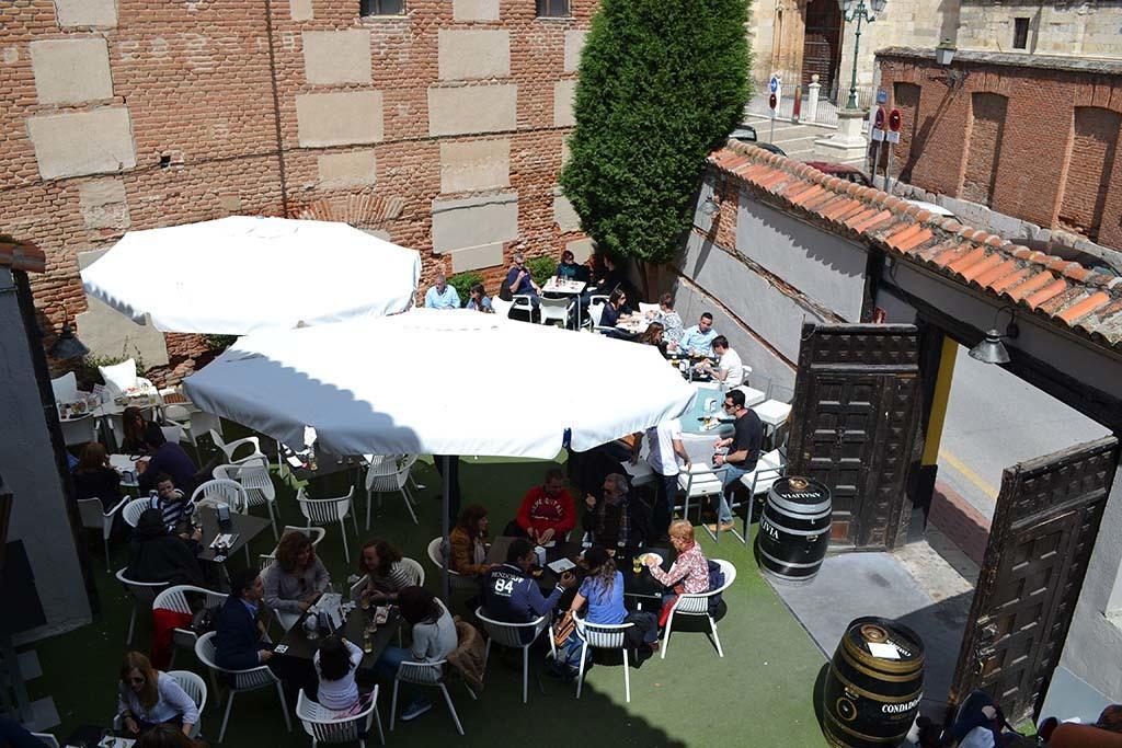 La De La Magistral Inn Alcala de Henares