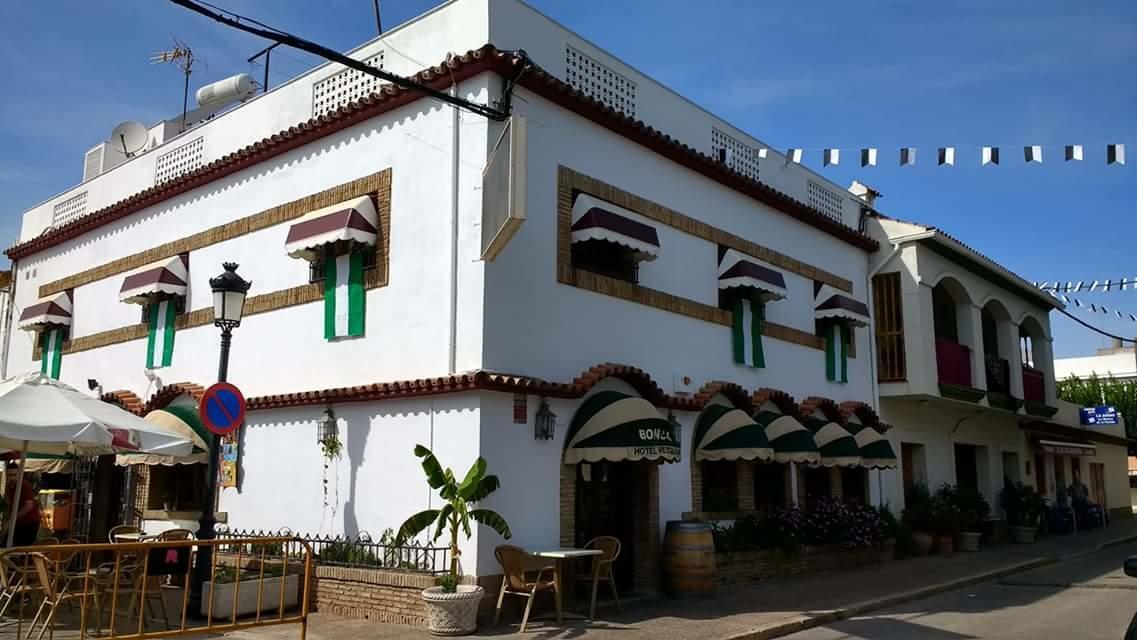 Bonilla Hotel *