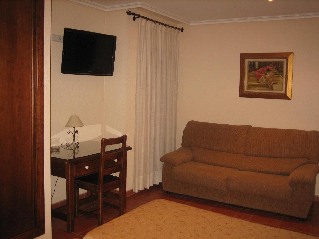 Hotel Dona Isabel Torrellano