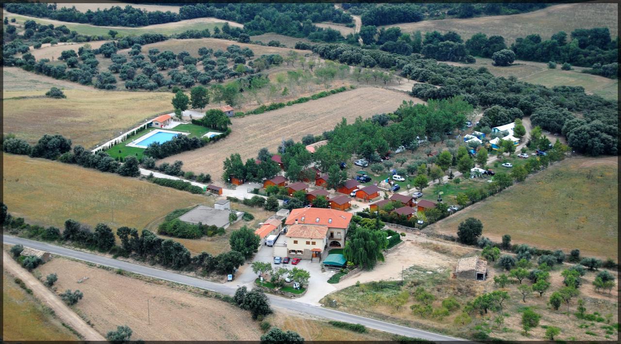 Apartahotel Cañones De Guara Y Formiga 3*
