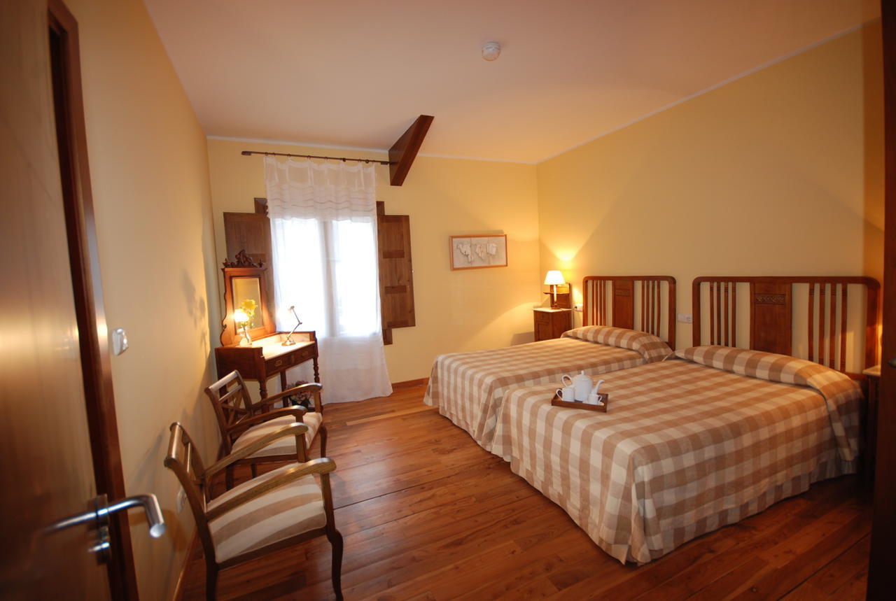 Hotel Del Al Amarillo Penasrubias de Piron
