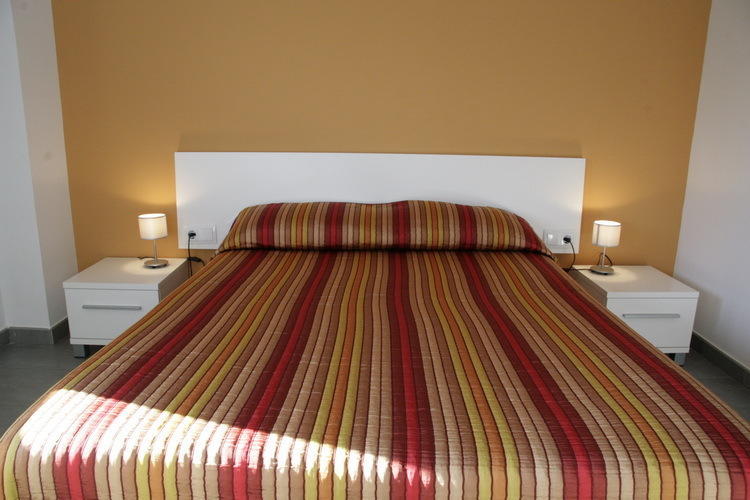 Carmelita Apartahotel
