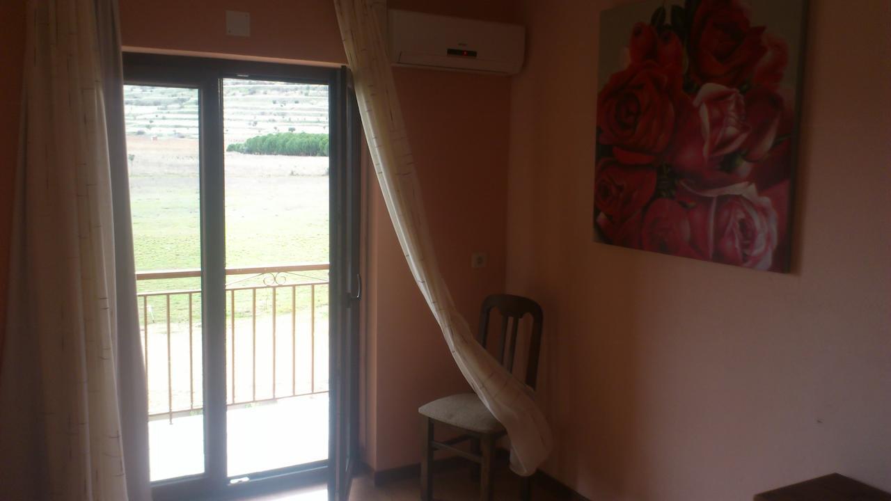 Hotel Mairas 3*