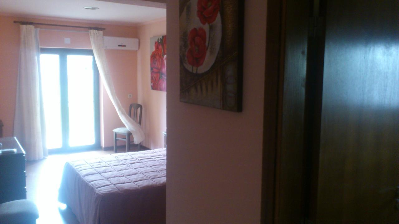 Mairas Hotel 3*