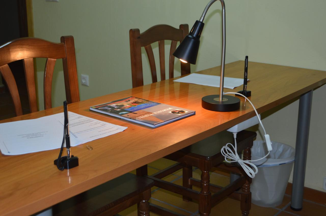 Hostal De