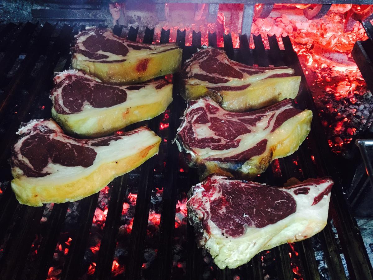 Parrilla El Zangano Hotel Boal