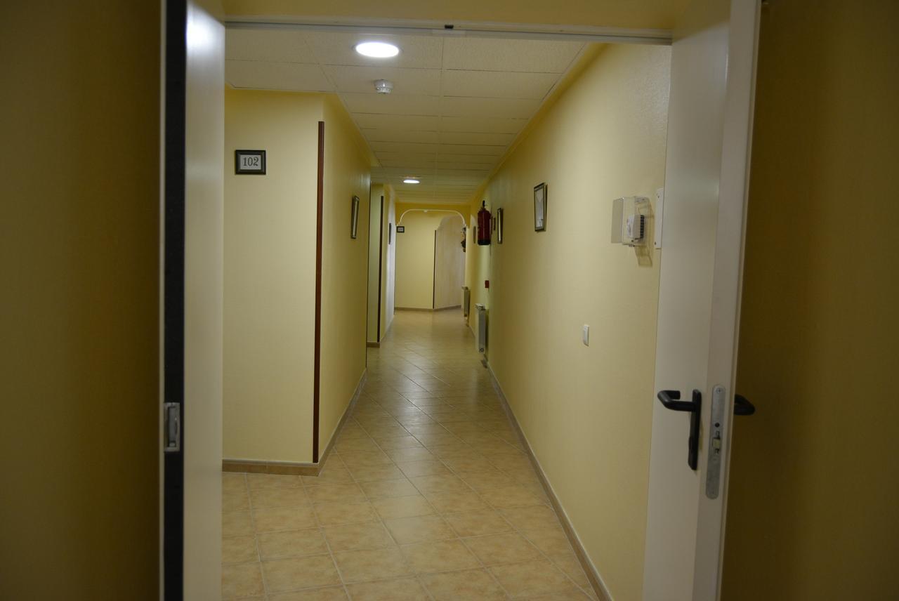 Mayno Hotel