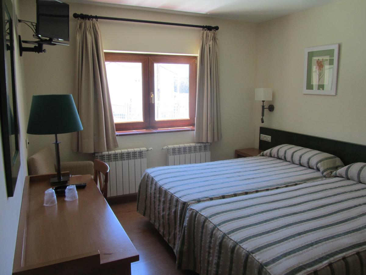 Hotel Galayos 2*