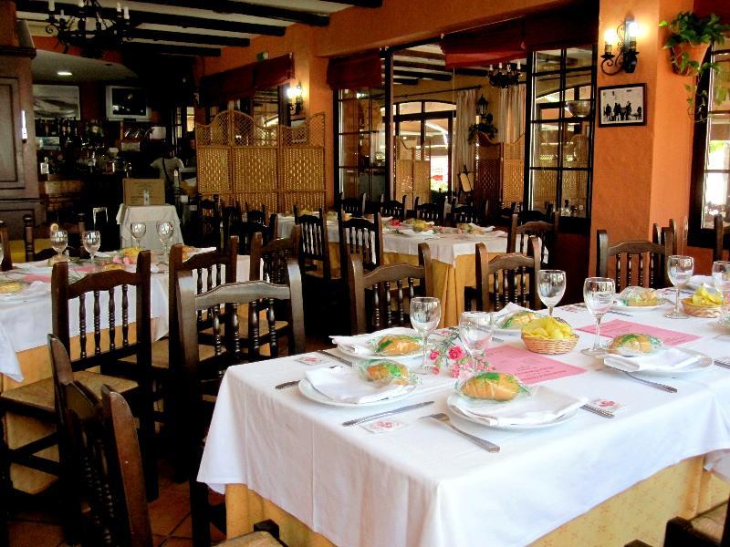 Hotel Oasis Atalaya *