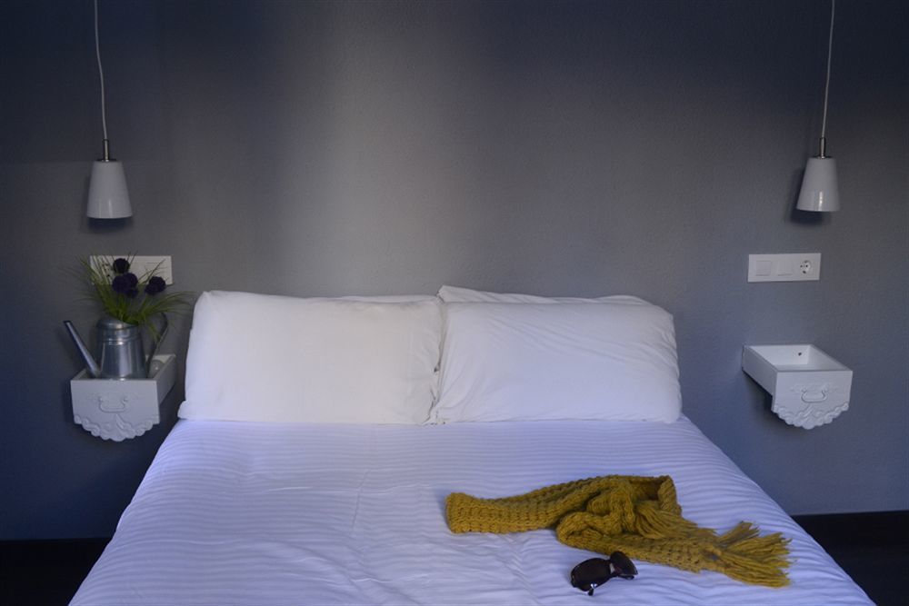 Oasis Backpackers' Hostel *