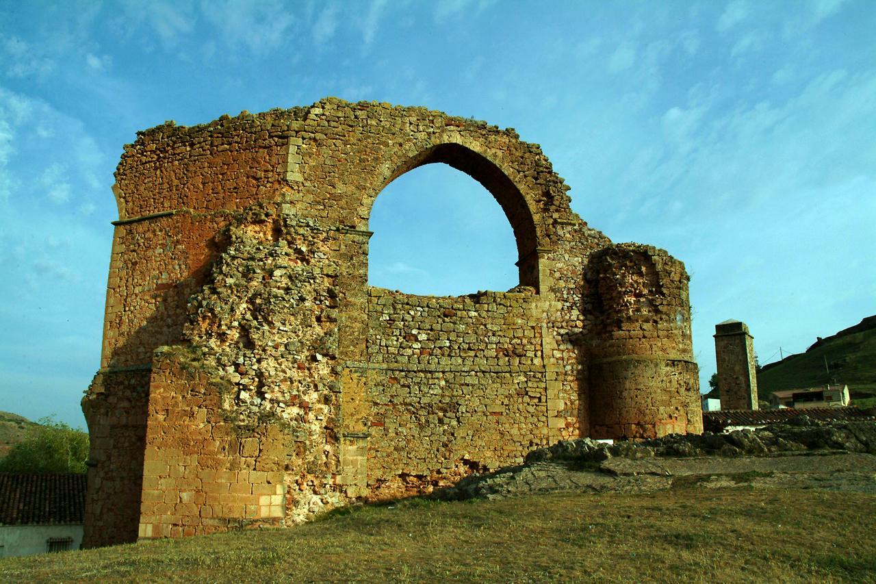 Puerta De * Alcaraz