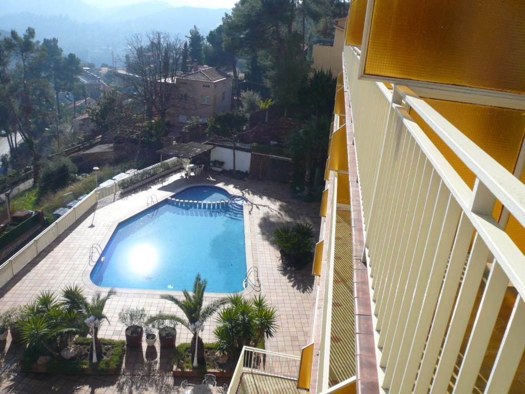 Fisa & 2* Corbera de Llobregat