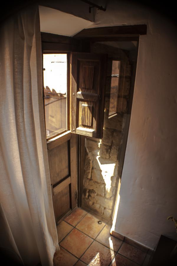 Rurales Casa De Escudos
