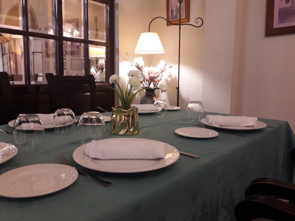 Hispalis Guest house 2*