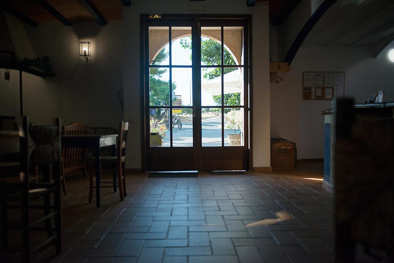 Crux Hostal Adahuesca