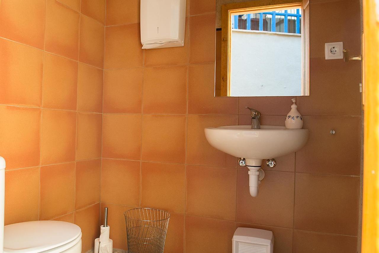 Crux Hostal