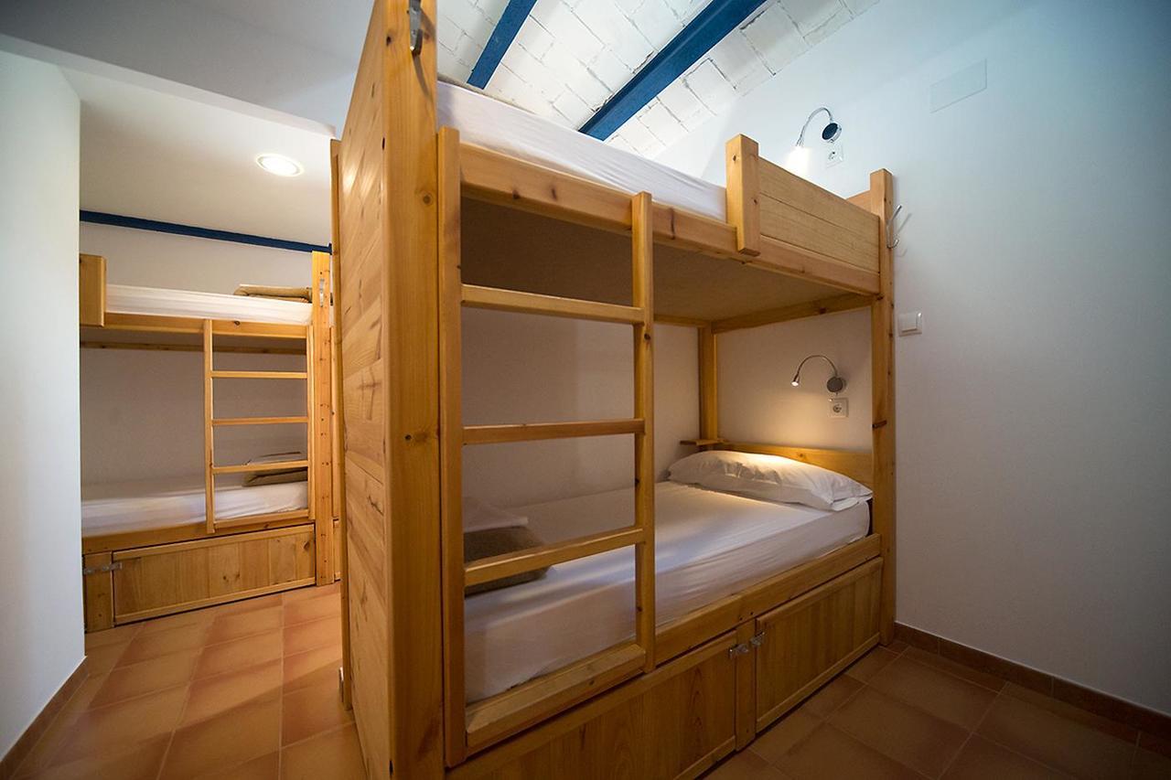 Crux Hostal Adahuesca