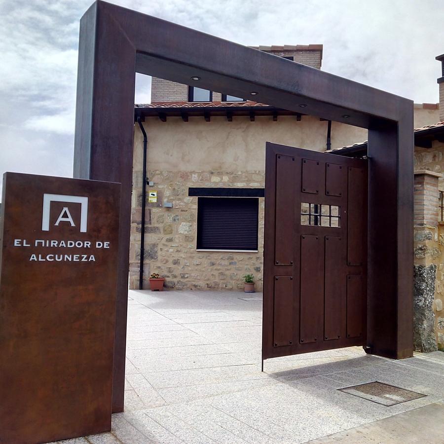 El Mirador De Alcuneza Country house
