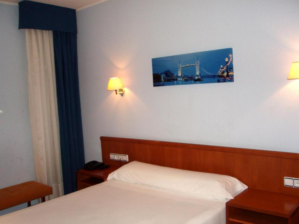 Express Covadonga Hotel 2*