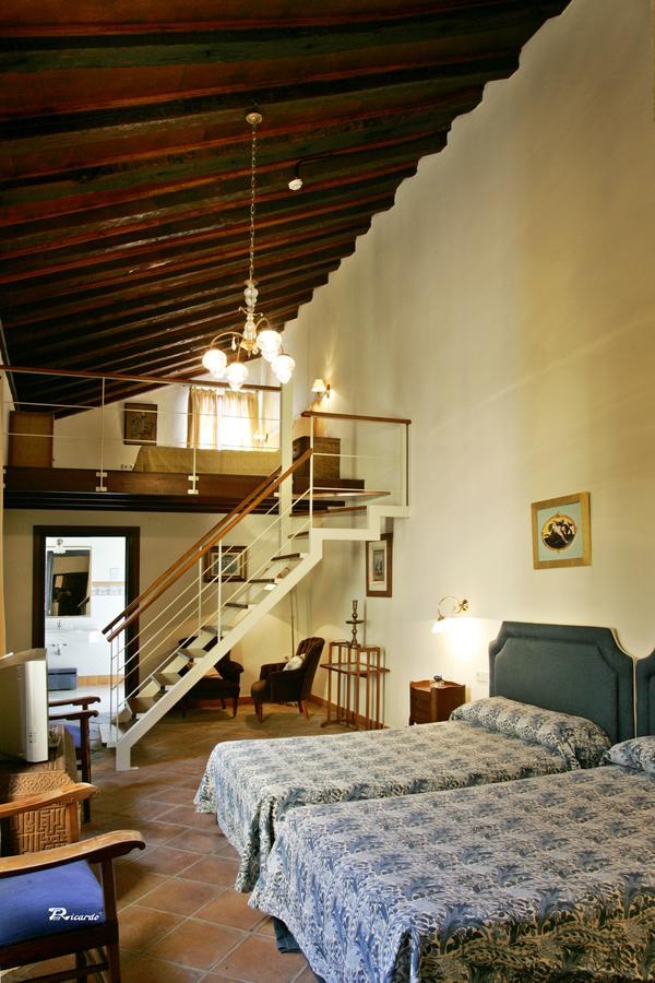 Hotel De Palacio 3*
