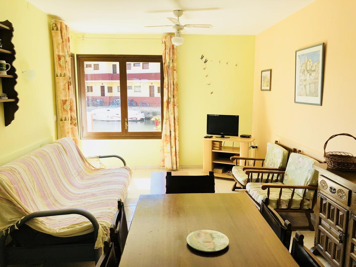 Port Sotavent 16a - Apartamento En La Marina De - Piscina Comunitaria, - Parking - Vistas Al Canal - Cerca Centro Y Playa Apartment Empuriabrava