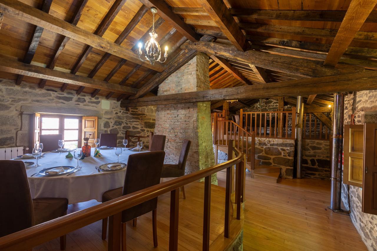 Asador De Roxos Casa Albardonedo 2*