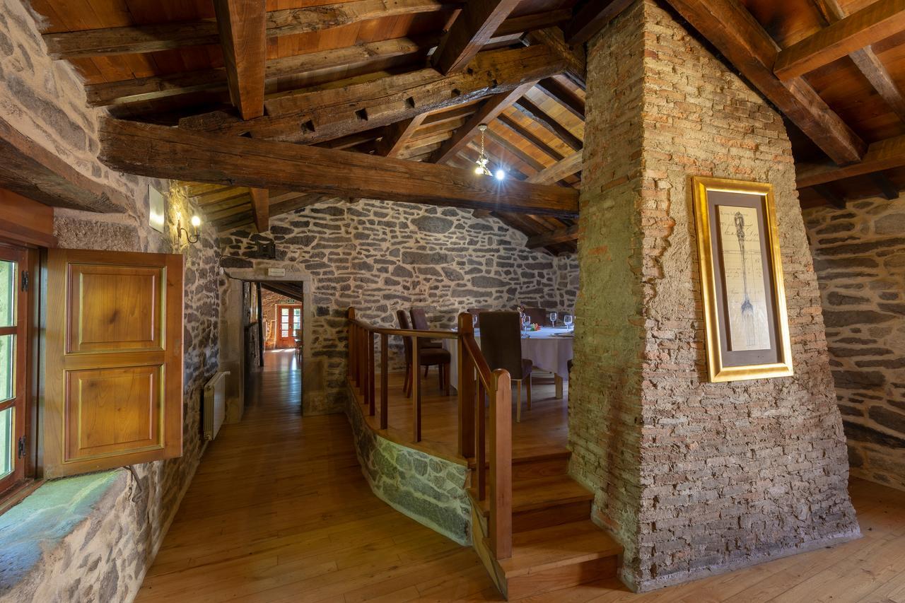 Asador De Roxos Casa Albardonedo Hotel 2*