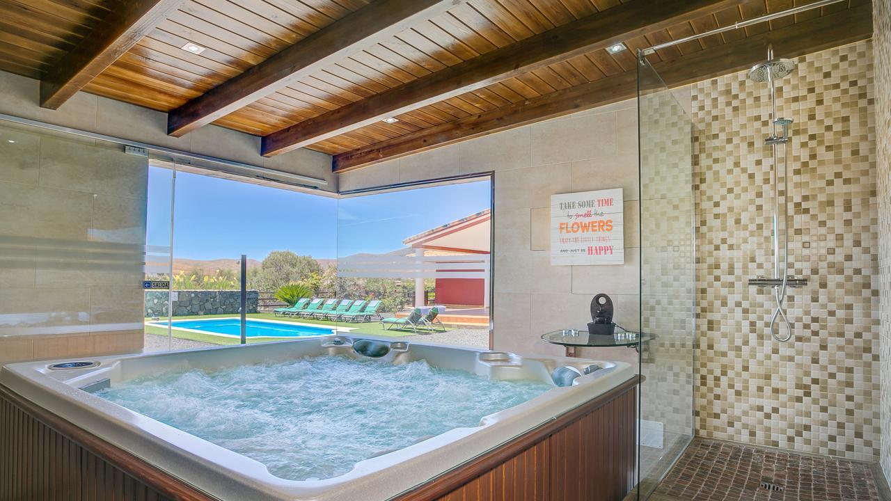 De Lujo Con Piscina Privada Y Villa *